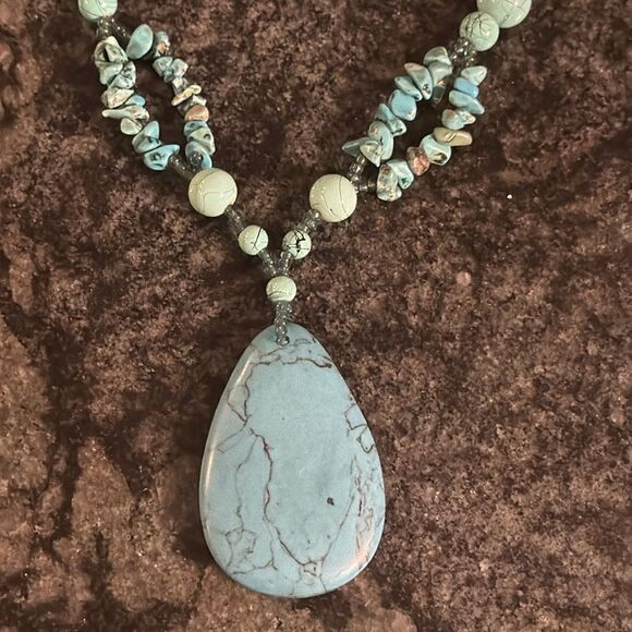 turquoise necklace - Picture 2 of 8